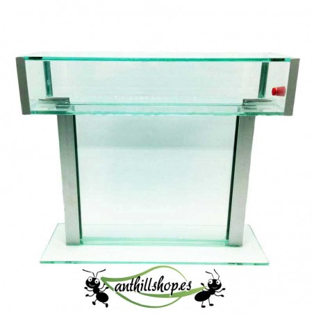 con caja de forrajeo integrada y  sándwich de 1cm de grosor para las galerías